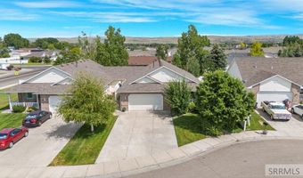 811 S Katie Ct, Ammon, ID 83406