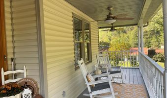 447 Big Elk Rd, Beauty, KY 41203