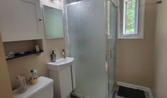 10407 MONTROSE Ave 201, Bethesda, MD 20814