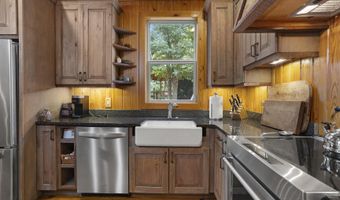 774 Davis Rd, Benton, MS 39039