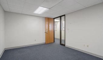 1013 E LINCOLNWAY, Cheyenne, WY 82001