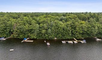 43 Lakeside Dr, Falmouth, ME 04105
