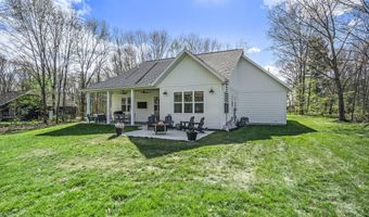 1709 Westview Dr, Allegan, MI 49010