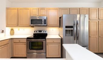 1317 Moanalualani Way 13C, Honolulu, HI 96819