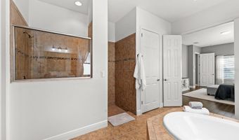 6640 PARK STRAND Dr, Apollo Beach, FL 33572