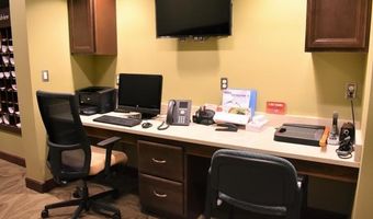 2205 Green Hills Dr 1401, Ames, IA 50014