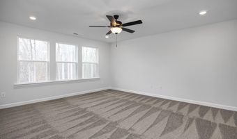 323 Queensferry Ln, Aberdeen, NC 28315