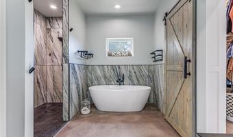 1600 County Road 2395, Alvord, TX 76225