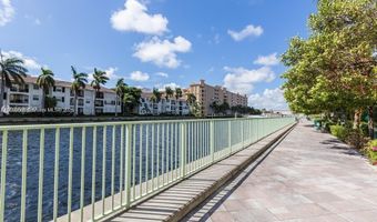 3000 NE 188th St 706, Aventura, FL 33180