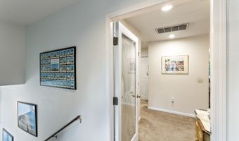 156 Heatherwood Dr 156, Brookfield, CT 06804