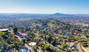 9945 Alto Dr, La Mesa, CA 91941