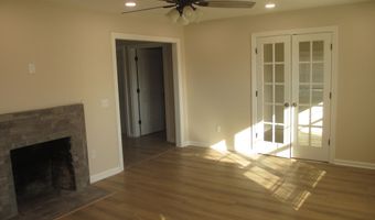 390 Bay St, Baxley, GA 31513