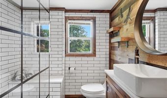 158 Ten Rod Rd, Exeter, RI 02822