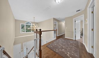 25 Winding Trl, Cheshire, CT 06410