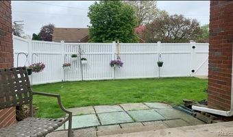 7208 Rosedale Blvd, Allen Park, MI 48101