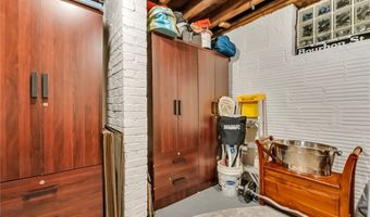 80 Clemmer Ave, Akron, OH 44313