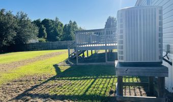 629 Old Snow Hill Rd, Ayden, NC 28513