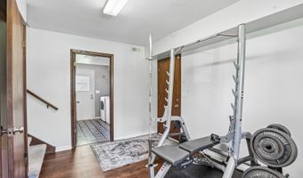 523 Maplewood Dr, Antioch, IL 60002