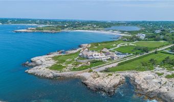 57 Ledge Rd 2, Newport, RI 02840