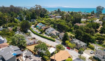 517 Sumner Ave, Aptos, CA 95003