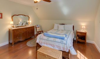 105 Loft Cir, Campton, NH 03223