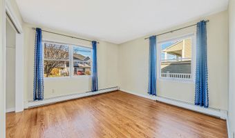 38 Berger Ave, Amityville, NY 11701