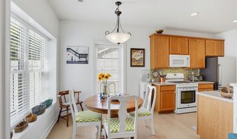 216 N RED HAVEN Ln, Dover, DE 19901