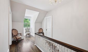 75 W Broadway, Bangor, ME 04401