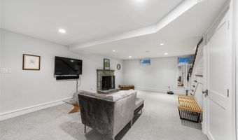 99 Porchuck Rd, Greenwich, CT 06831