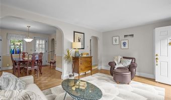 3 Harris Ave, Johnston, RI 02919