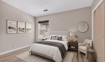 7804 Oakland Ave NE, Albuquerque, NM 87122