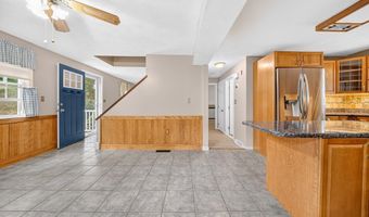 19 Greenleaf St, Billerica, MA 01821