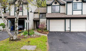 26 Lake Forest Dr, Burlington, VT 05401