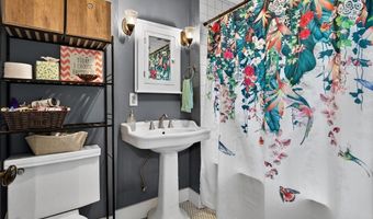 53 Central St, Ashburnham, MA 01430