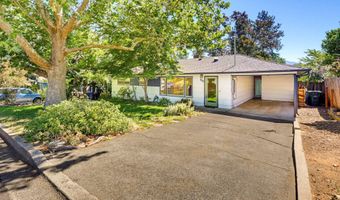 840 Harmony Ln, Ashland, OR 97520