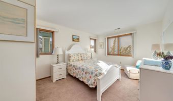383 39th St West, Avalon, NJ 08202
