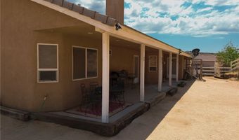 9696 Milpas Dr, Apple Valley, CA 92308