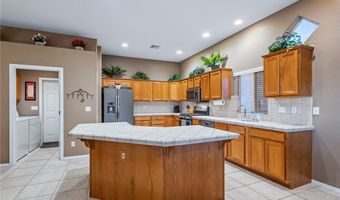 2792 Singing Breeze Ln, Bullhead City, AZ 86429