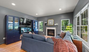 805 Pucker St, Coventry, CT 06238