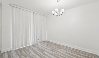 2059 HUNTINGTON Ave 111, Alexandria, VA 22303