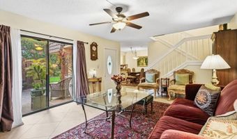 7 Atrium Cir D, Atlantis, FL 33462