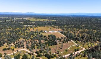 17962 Coyote Ln, Anderson, CA 96007