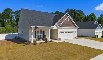 821 Fairway Rd, Ayden, NC 28513