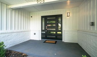 908 N 5th Ter, Barling, AR 72923