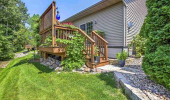 1608 STANTON Cir, Appleton, WI 54915