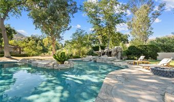 28925 Medea Mesa Rd, Agoura Hills, CA 91301