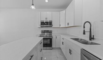 206 Dale Rd 206, Burlington, VT 05408