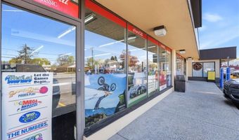 198 Front St, Lincoln, RI 02865