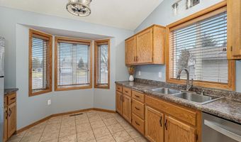 3326 Shasta Ave, Anoka, MN 55303