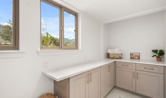 12300 Palomas Ave NE, Albuquerque, NM 87122